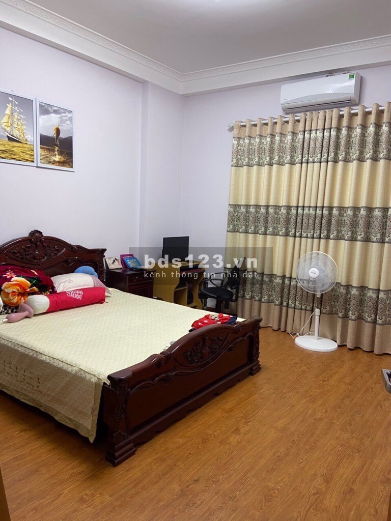 Bán nhà Tứ Liên, nhà dân xây còn siêu mới, 46m2, 6,25 tỷ