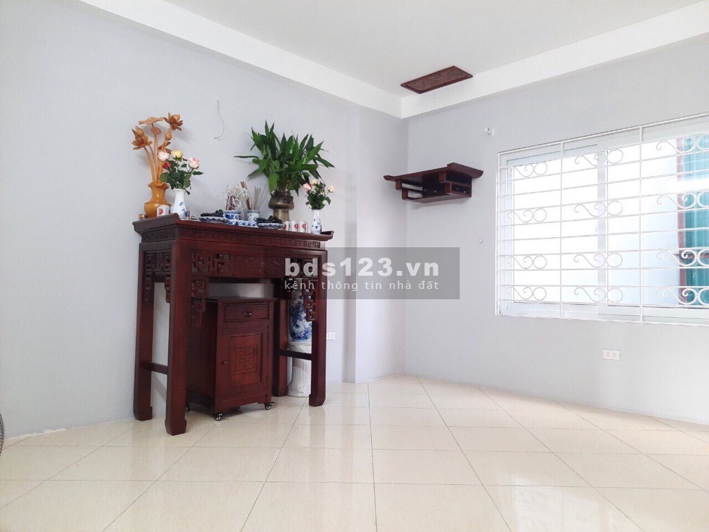 Bán nhà Tứ Liên, nhà dân xây còn siêu mới, 46m2, 6,25 tỷ