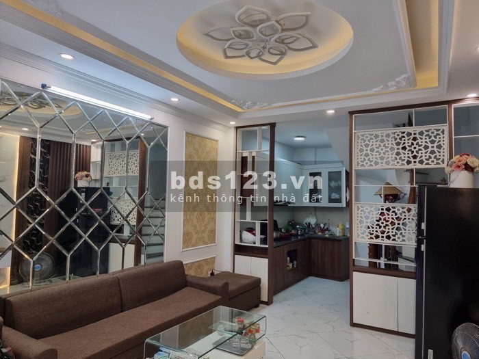 Chính chủ bán nhà 5 tầng - Văn Quán Hà Đông, DT 38m2. Nhỉnh 5 tỷ
