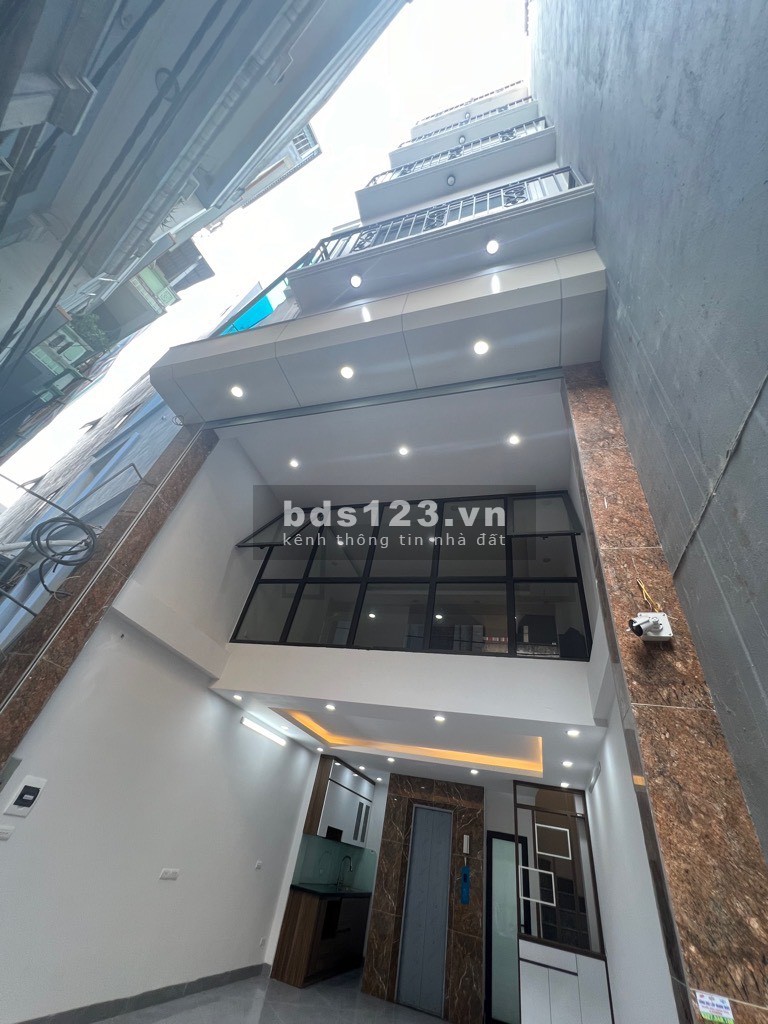 Bán nhà Ngô Thì Nhậm Hà Đông, 50m2 x 5 tầng - 6 ngủ, ngõ thông ô tô 30m Giá nhanh 6.3tỷ