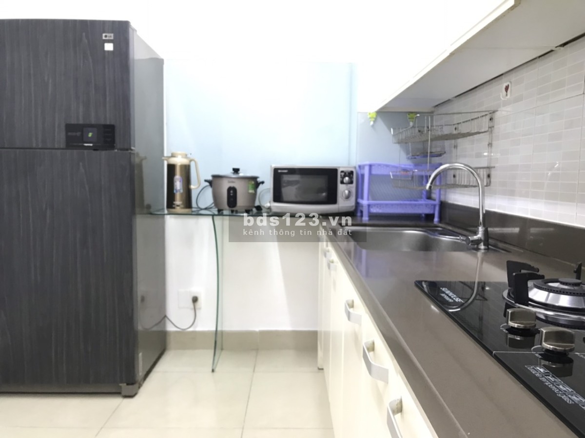 Cho thuê căn hộ Charm plaza 3 pgòng ngủ full nội thất 6.5 triệu