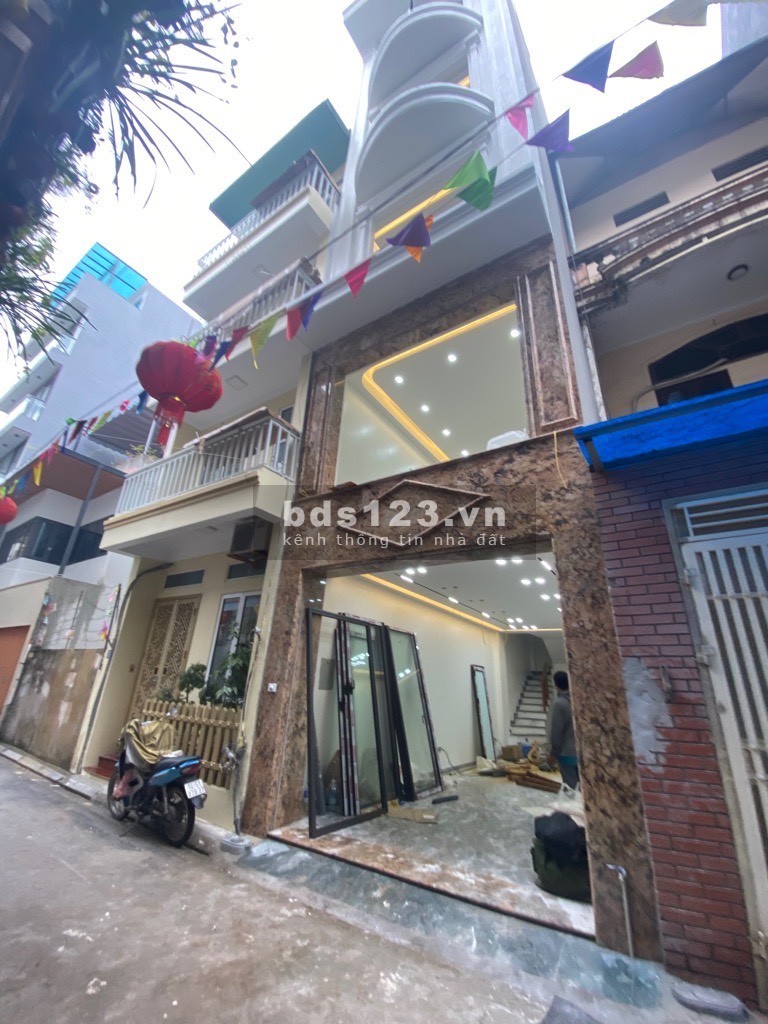 Siêu phẩm Láng Hạ, mặt ngõ thông – Ô tô đỗ cửa – Kinh doanh tấp nập 5 tỷ.