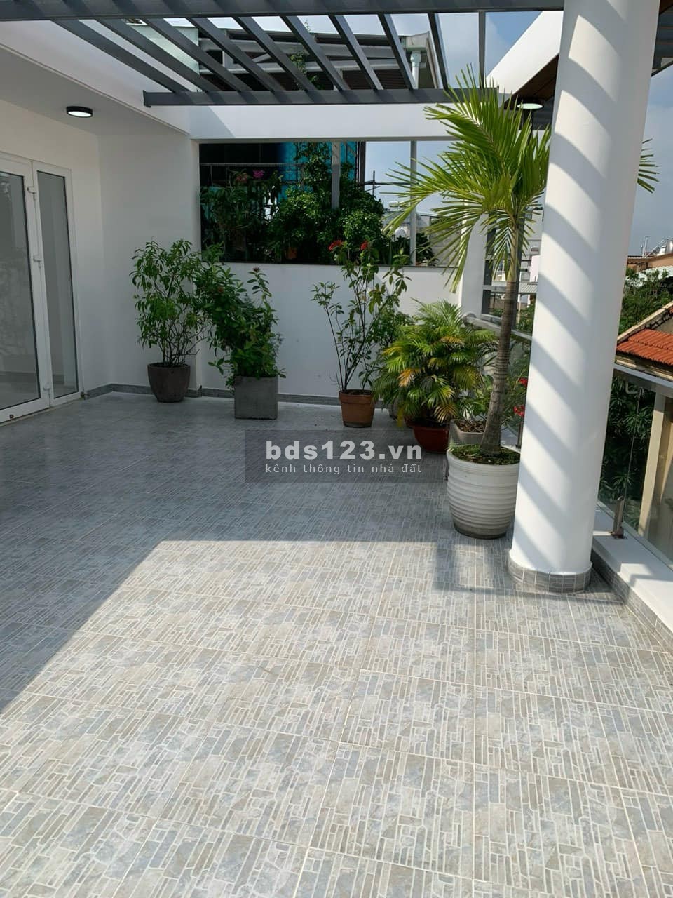 VIP Nam Hòa 3T 65m2 - Ngang 8m - Phước Long A - Hẻm ô tô - Nhỉnh 4 tỷ TL mạnh