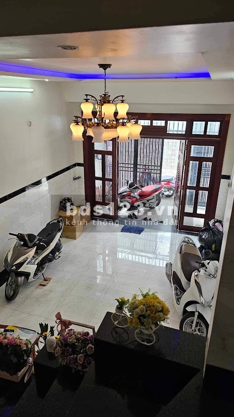 Nhà đẹp 2mặt tiền, hxh 6m Đường số 9, ngay THCS Tam Bình - Thủ Đức 64m2 4tầng 6.48 tỷ