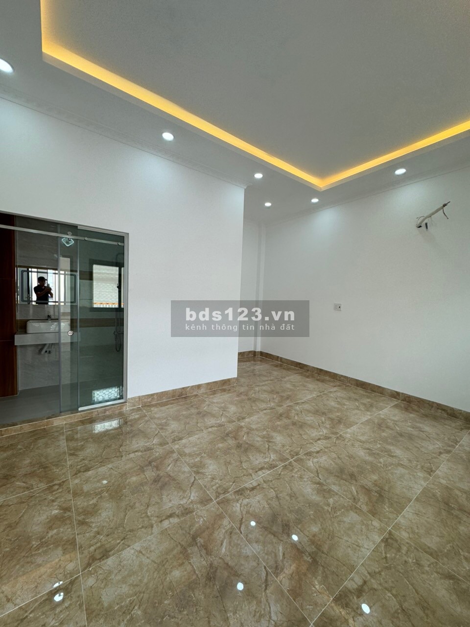 Chỉ còn một căn duy nhấ nhà đẹp mới xây