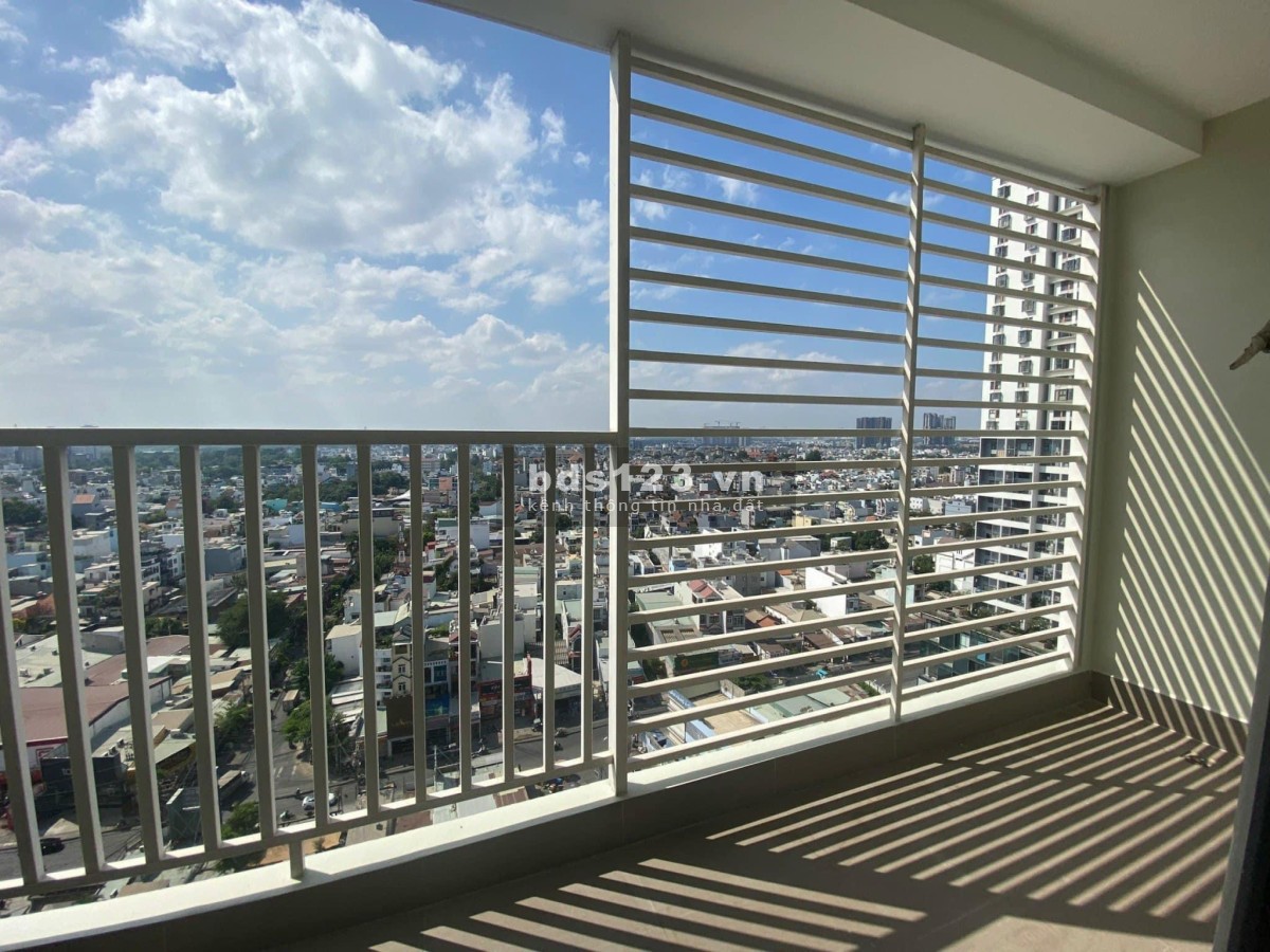 Chỉ với 990 triệu đồng nhận nhà ở ngay, căn hộ 80m2 trung tâm quận 2. Nhà mới 100%. Nội thất nhập.