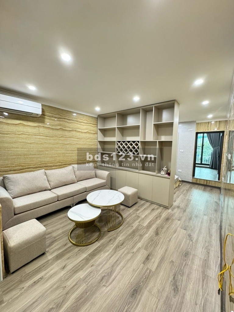 Bán nhà Tân Mai, quận Hoàng Mai, diện tich 40M2 X 4 tầng ô tô cách 10M 4 tỷ