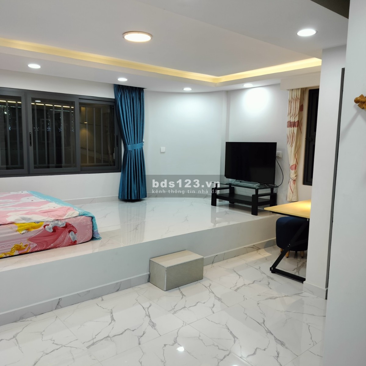 Cho thuê phòng trọ đường Nguyễn Trãi, Quận 5. Giá rẻ. Full nội thất cao cấp