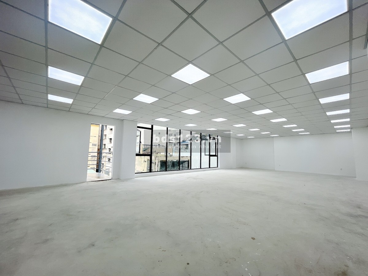 Cho thuê văn phòng hạng sang 150m2 260m2 tại Cô bắc Quận 1
