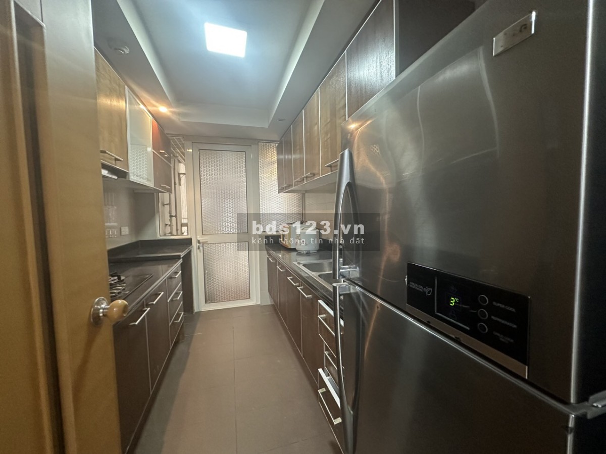 Cho thuê căn hộ Saigon Pearl, 2 phòng ngủ, nội thất cao cấp giá 18 triệu/tháng