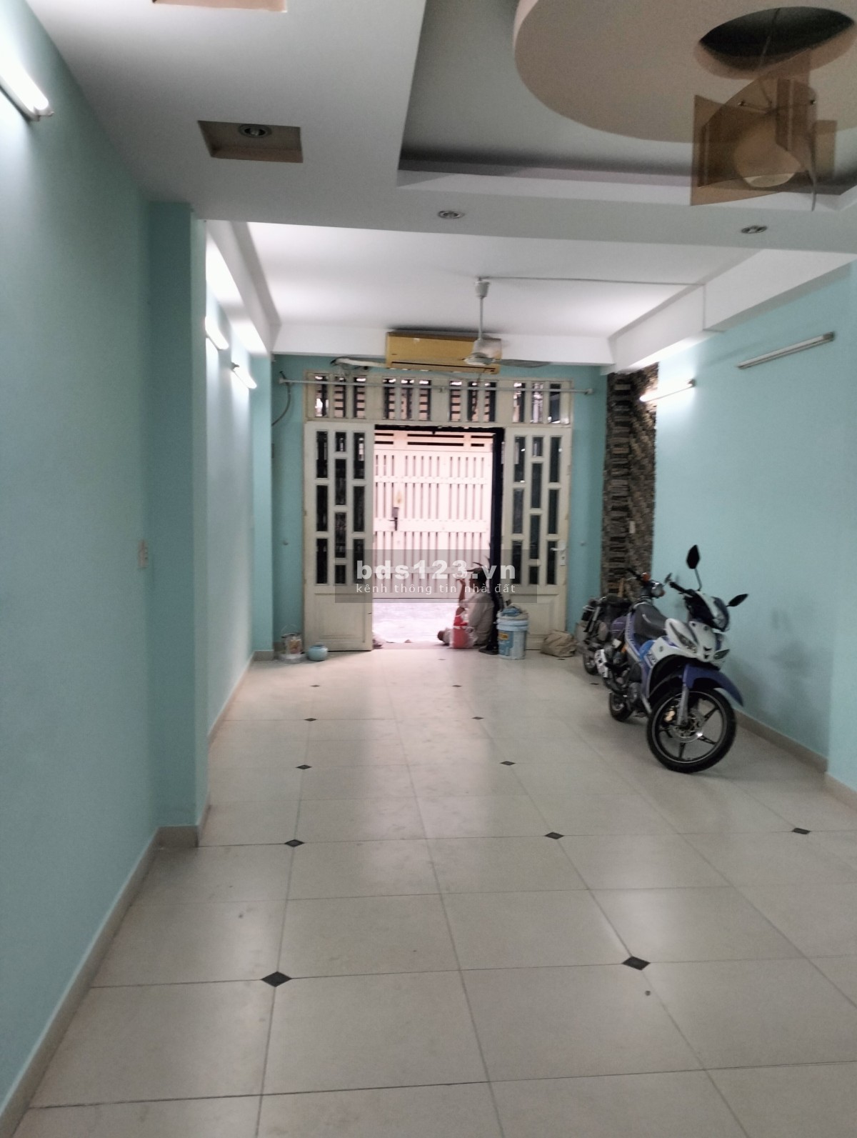 Cần cho thuê nguyên căn nhà Quận 1. TPHCM