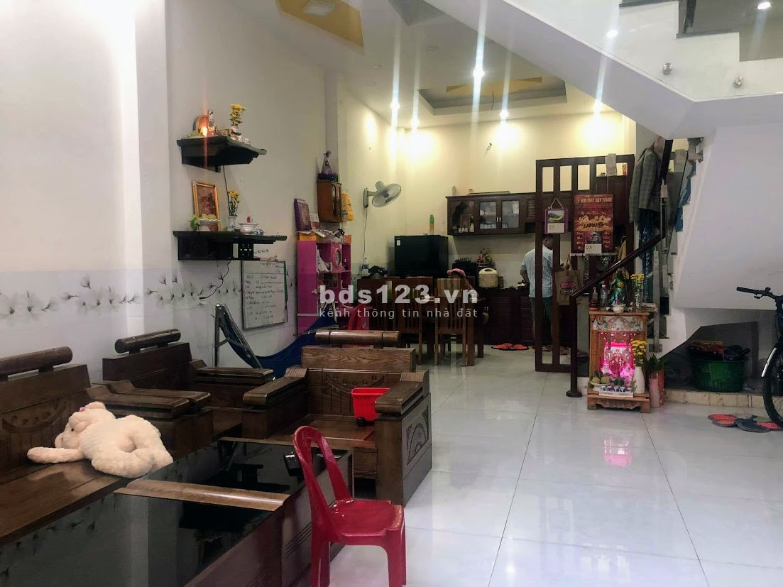 (Thủ Đức) Nhà đẹp hxh bàn cờ 6m, Ngô Chí Quốc 50m2, 3 tầng, 3.85tỷ.