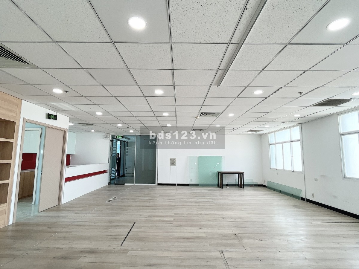 Cho thuê văn phòng 230m2 tại mai thị lựu, quận 1