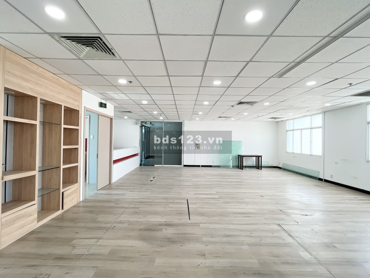 Cho thuê văn phòng 230m2 tại mai thị lựu, quận 1