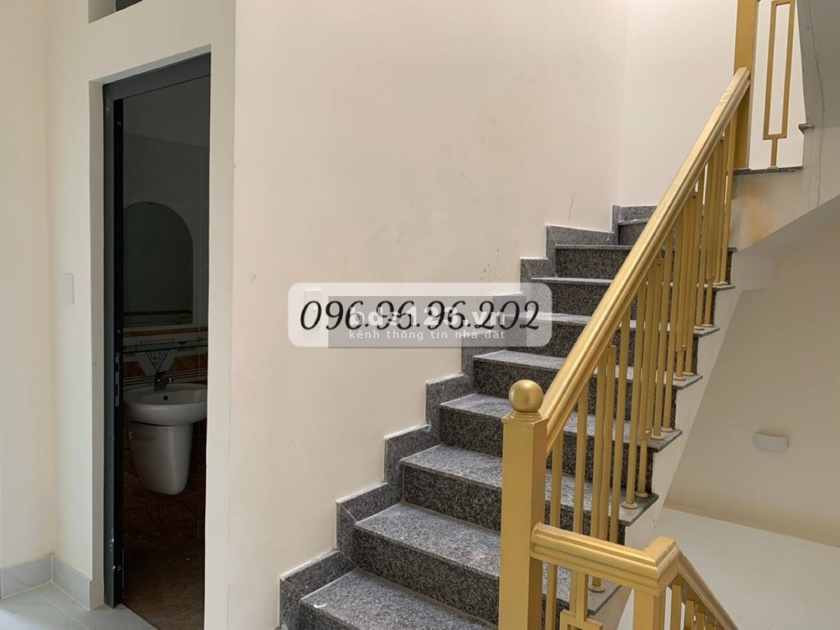 Cho thuê nhà mặt tiền 5x20, Kdc Phú Hồng Thịnh 10, Bình Dương - Giá 16 Triệu/Tháng (Hợp đồng 1 năm)