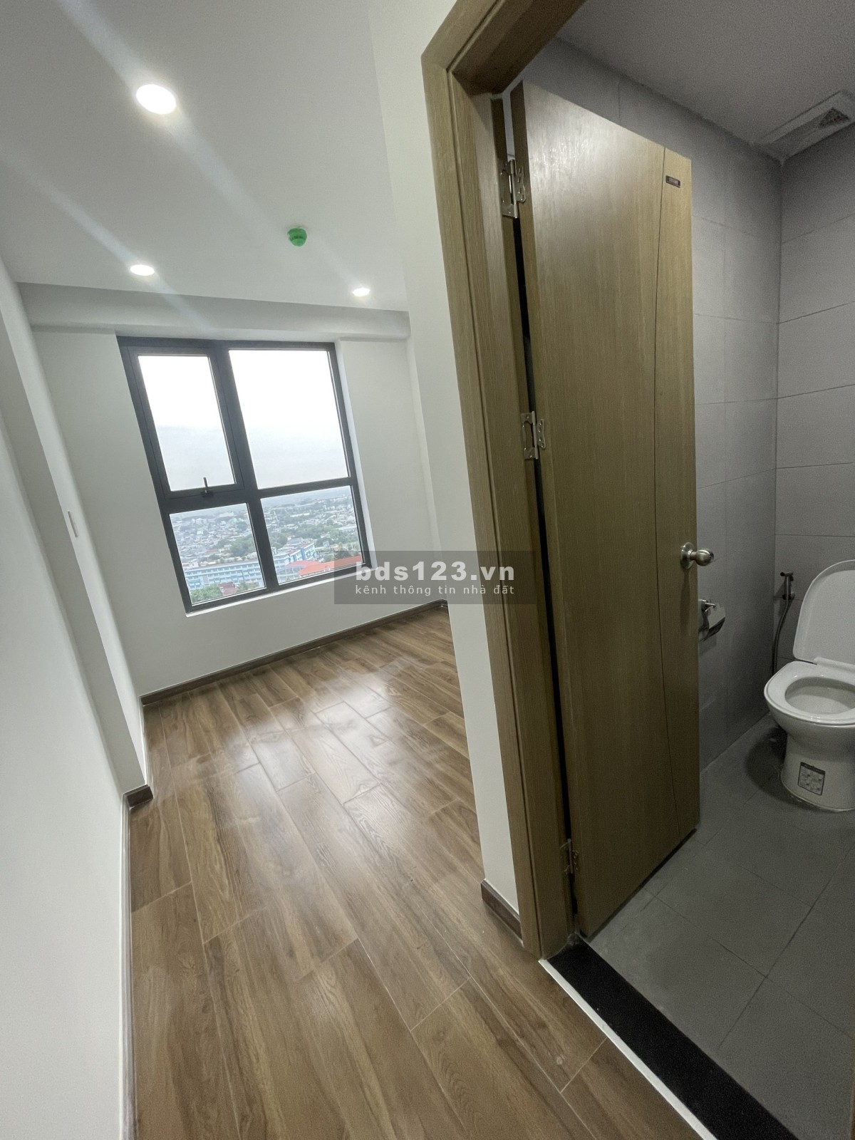 Chính chủ cho thuê căn góc 2PN Bcons Sala 4.5 triệu/ tháng nội thất cơ bản