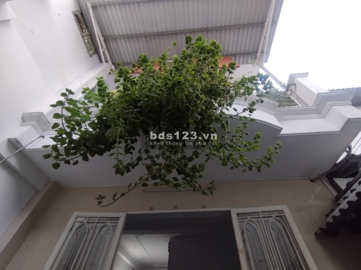 Bán nhà Tân Thuận Tây, quận 7, hẻm 3m, 2 tầng, SHR, 70 m2, nhỉnh 4 tỷ.