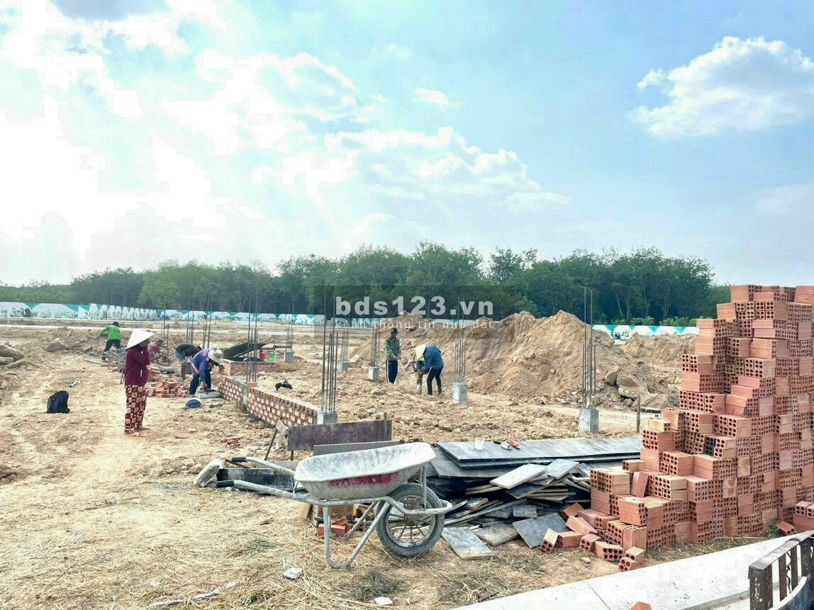 Cần sang lại nhà ở xã hội 1 tỷ 250 65m2 góp ngân hàng 25 năm.