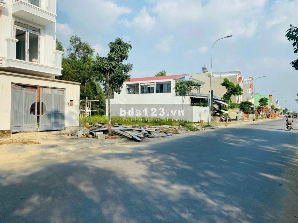 Chính chủ bán 100m2 đất mặt tiền Trần Văn Giàu Ngay Aeon Bình Tân Giá 800 triệu, SHR