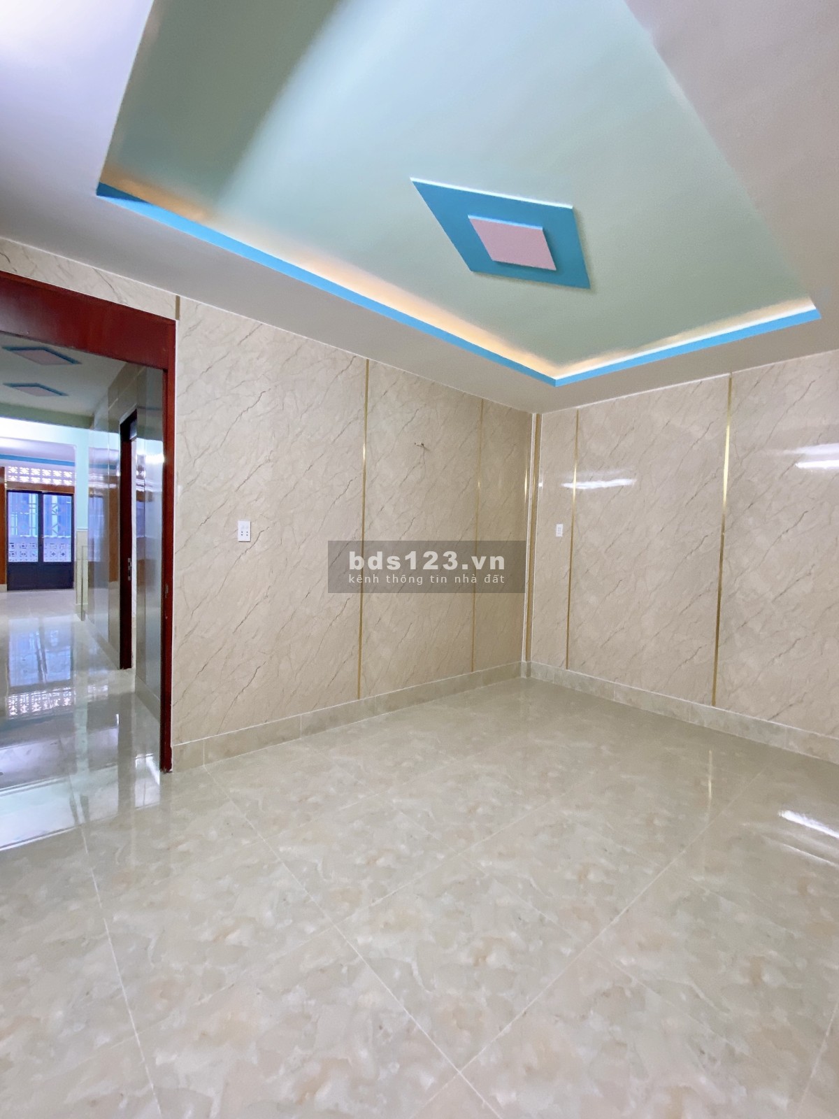 Nhà phố Đường Huỳnh Văn Nghệ, Phường 12, Quận Gò Vấp. Dt: 4.5 x 18m. Sổ công nhận: 74 m2