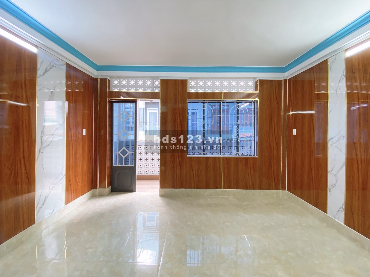 Nhà phố Đường Huỳnh Văn Nghệ, Phường 12, Quận Gò Vấp. Dt: 4.5 x 18m. Sổ công nhận: 74 m2