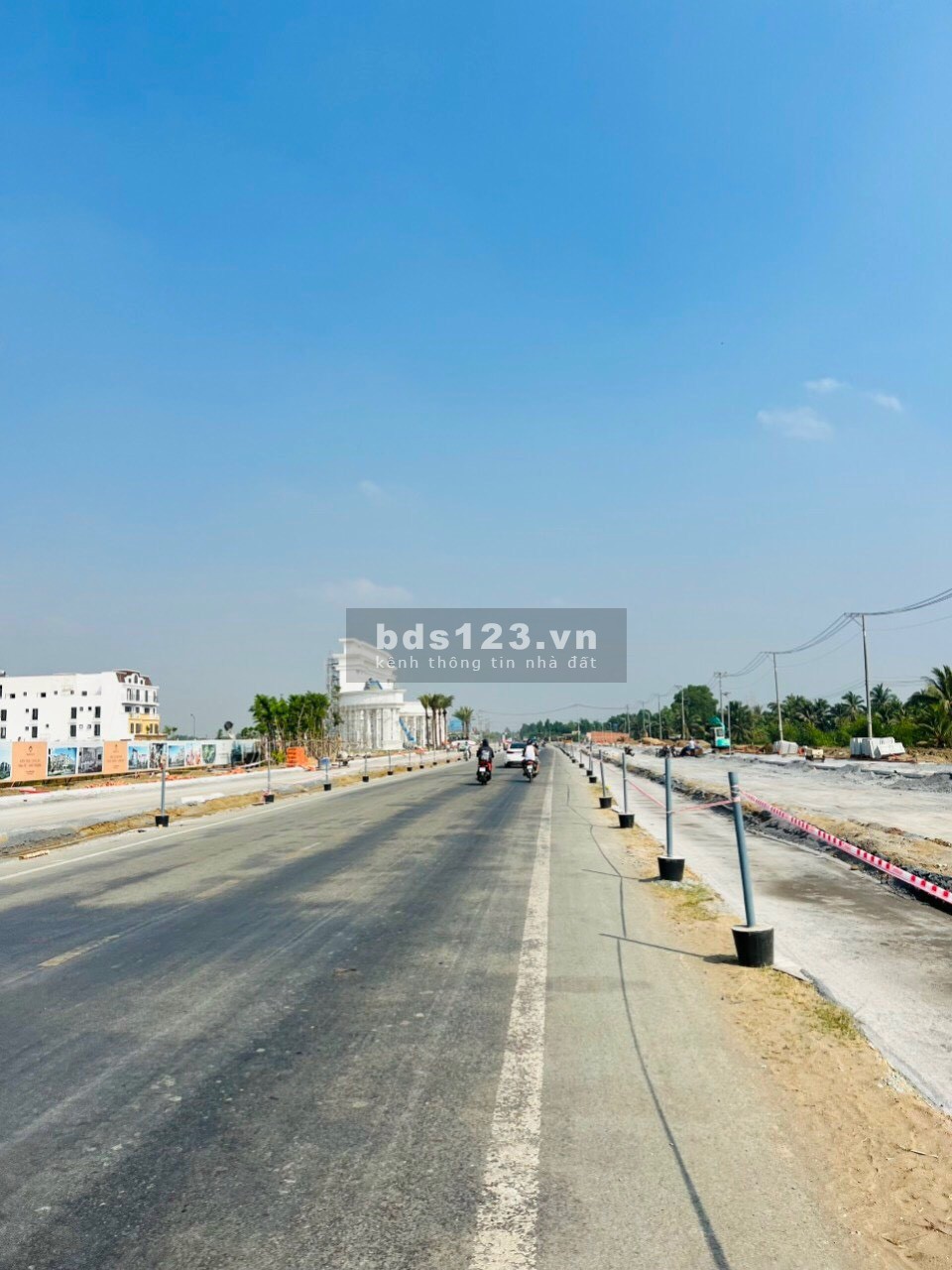 Chủ củ cần tiền nên cần bán gấp lô đất Trung tâm Thủ Thừa ( Long An ).