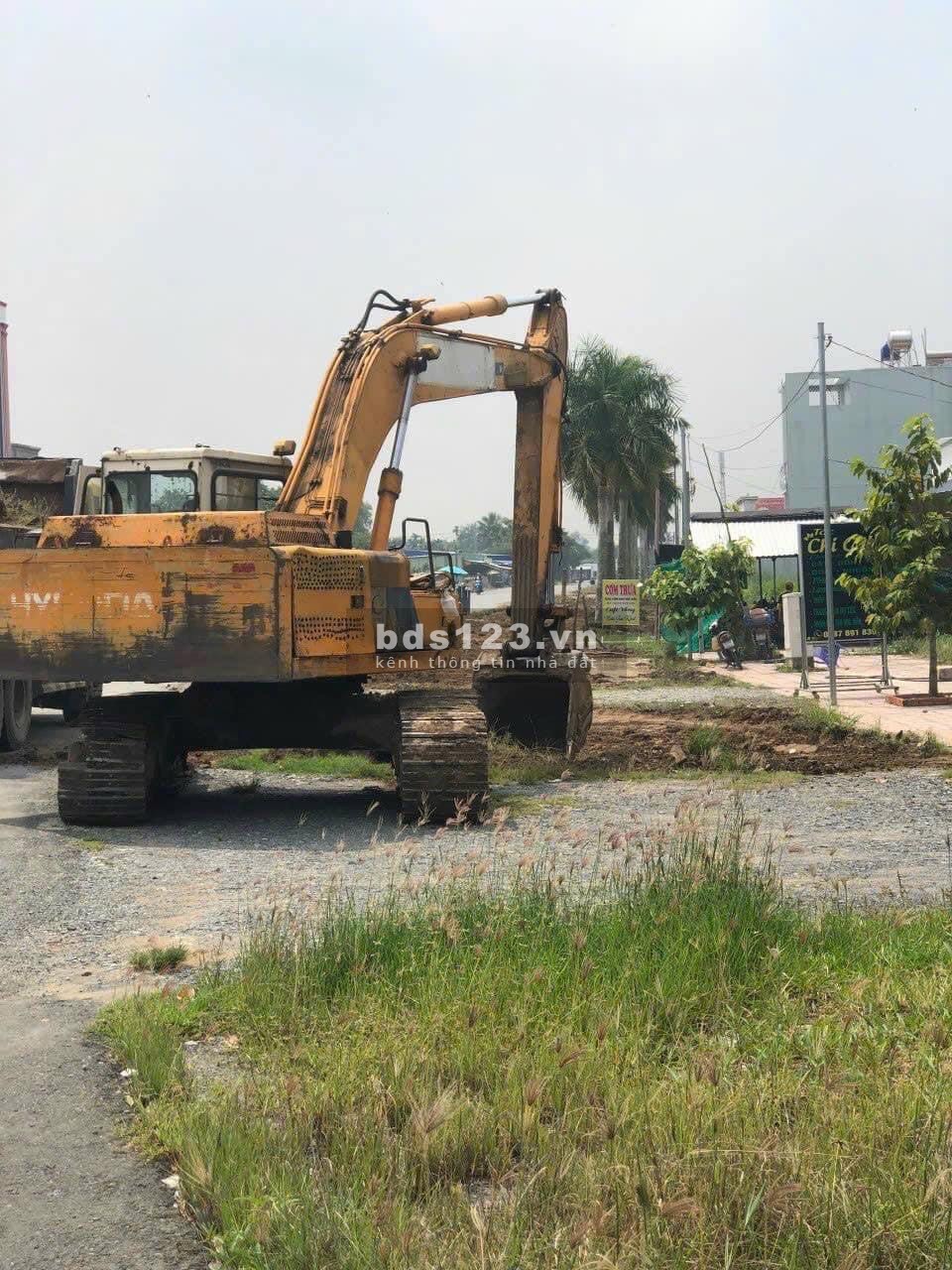 Chủ củ cần tiền nên cần bán gấp lô đất Trung tâm Thủ Thừa ( Long An ).
