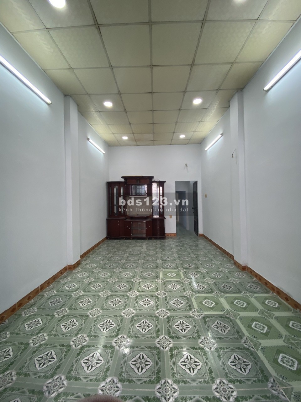 Nhà mới sơn sửa diện tích 64M2, 2PN, đường 11, Linh Xuân