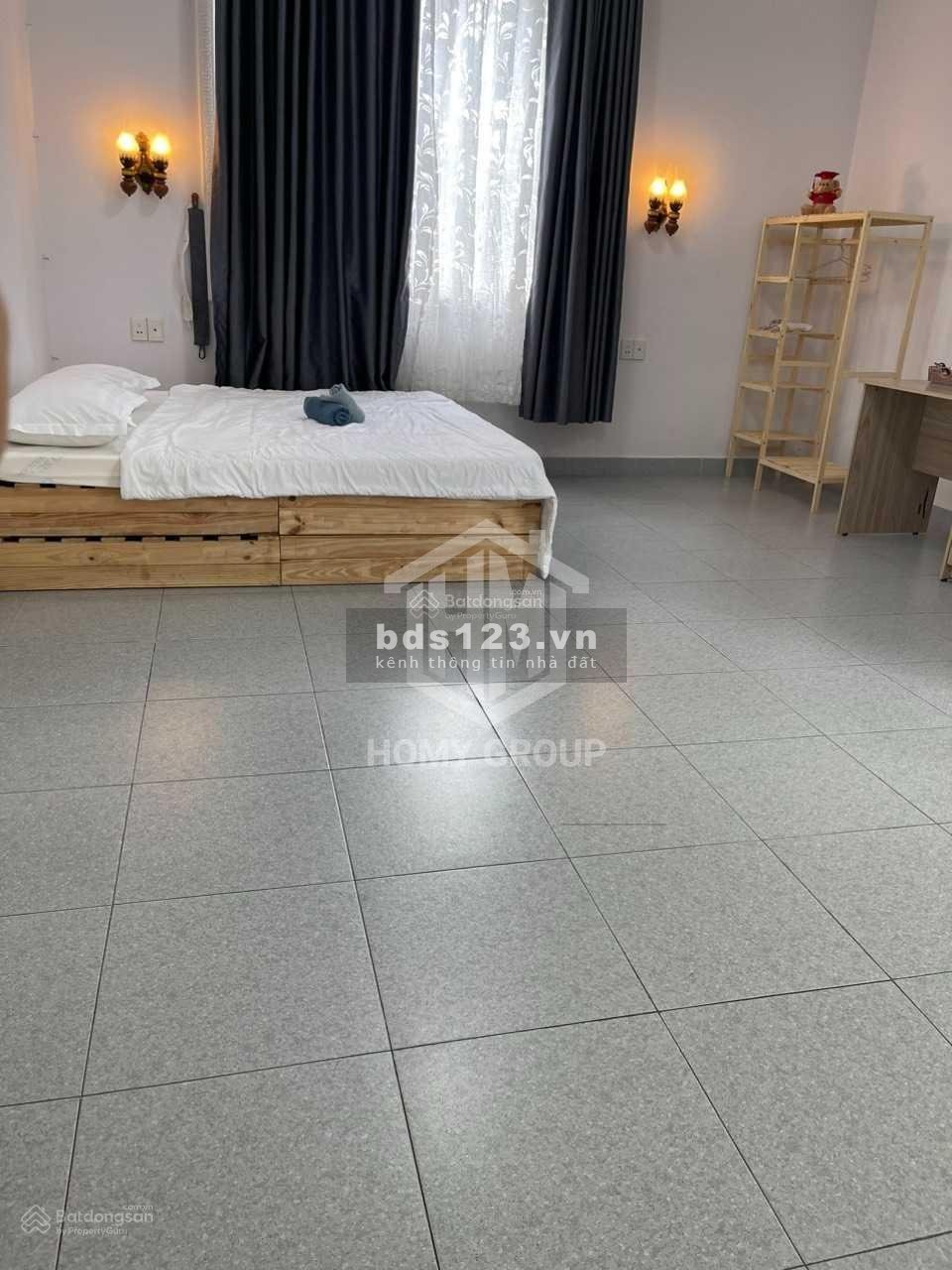 Biệt thự KDC Sông Đà, 10X24, 4PN, 5WC, oto đậu trong nhà, Hiệp Bình Chánh, Thủ Đức