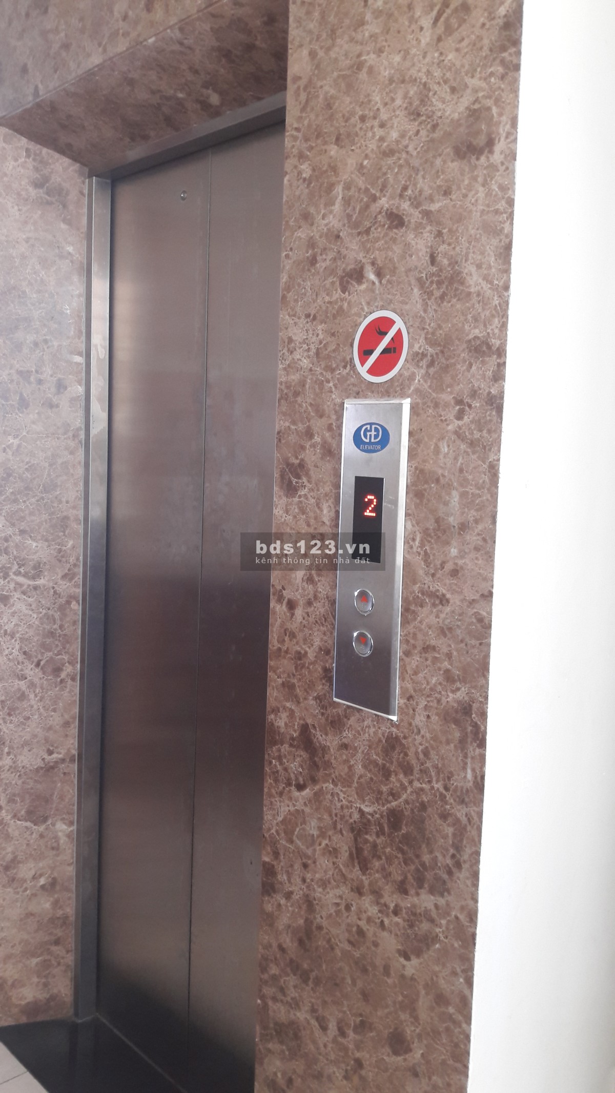 Còn 1 phòng có ban công ở ngay giảm giá còn 2,6 tr/th