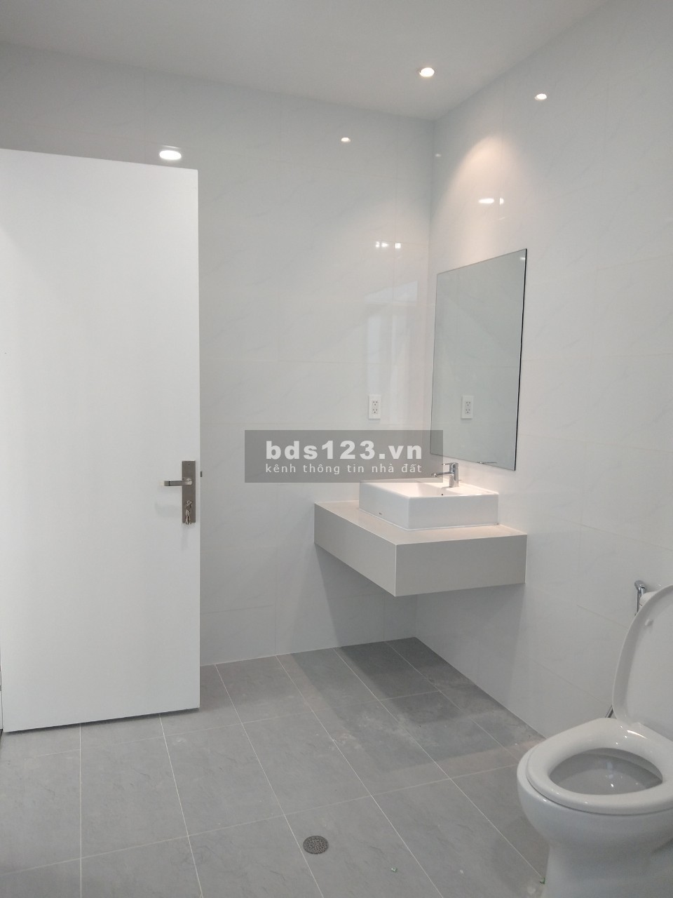 Bán nhà phố 84M2 Manhattan - Vinhomes Grand Park quận 9 hoàn thiện 14.5 tỷ BTP
