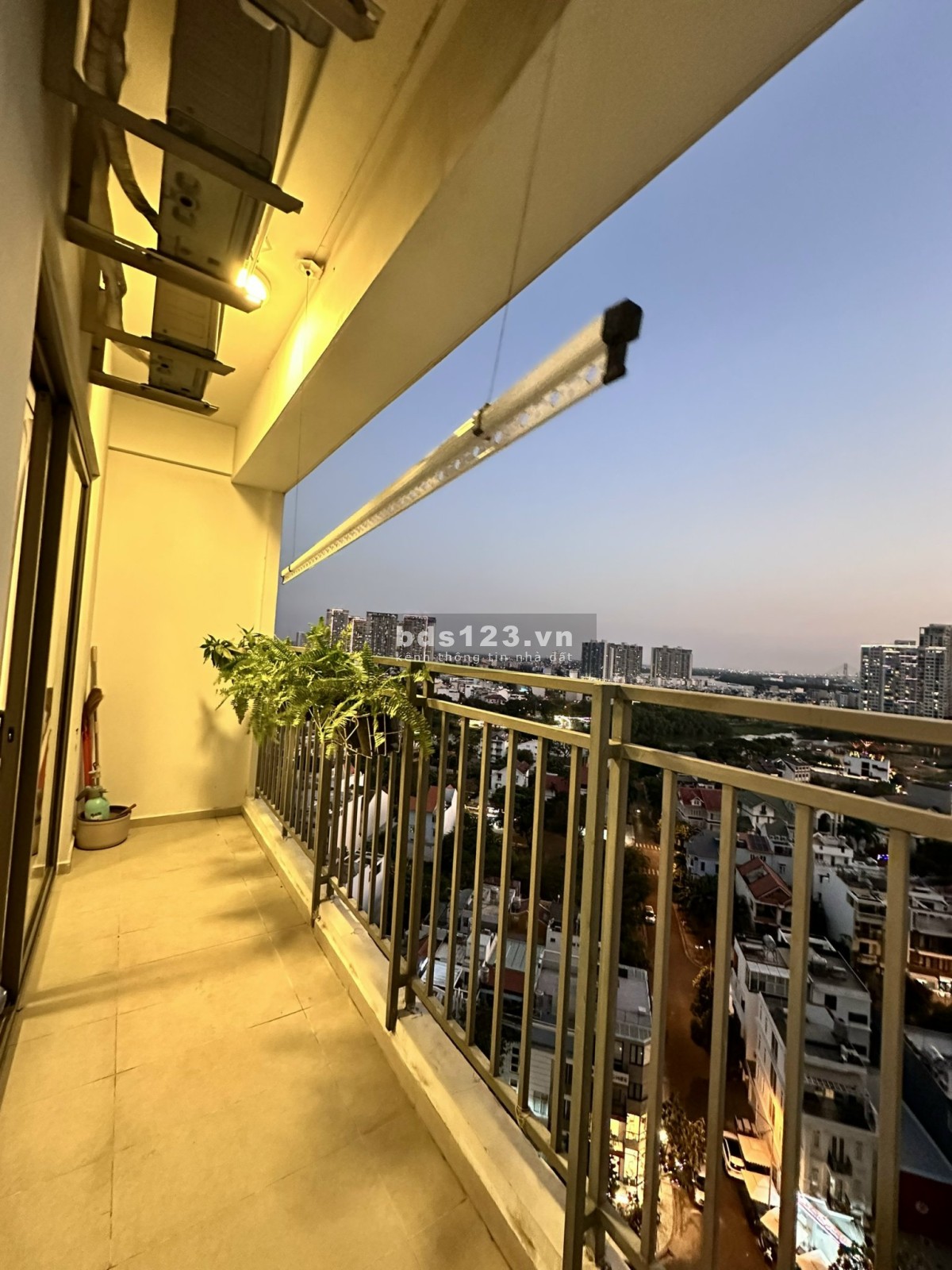 Chuyển nhượng 3Pn The Sun Avenue Giá tốt 5,3 tỷ View sông Sài Gòn mát