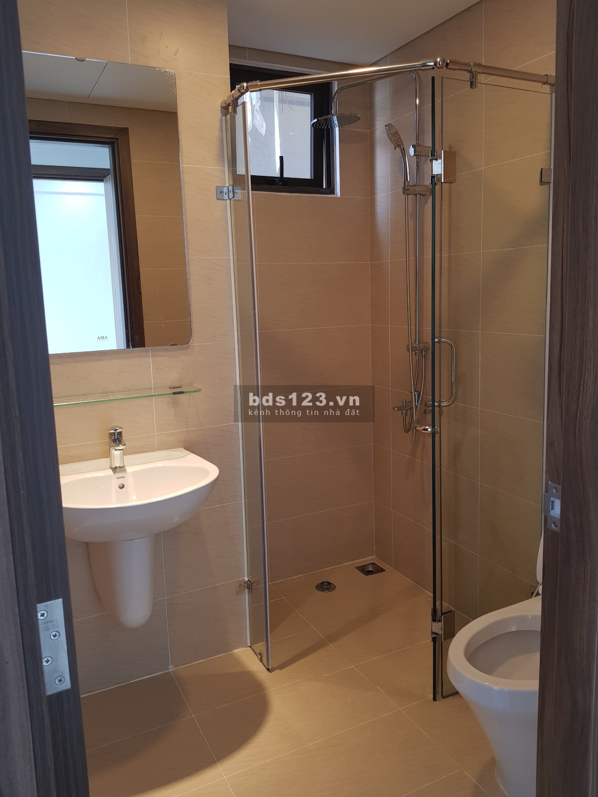Opal Boulevard 2PN view thoáng Đông Bắc tầng trung mát mẻ giá 2,58 tỷ