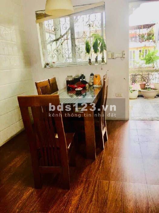 Bán nhà Nguyễn công Trứ, 4 tầng, 70m2, đúc BTCT kiên cố, cách 15m nhà ra mặt phố, 6.2 tỷ còn TL