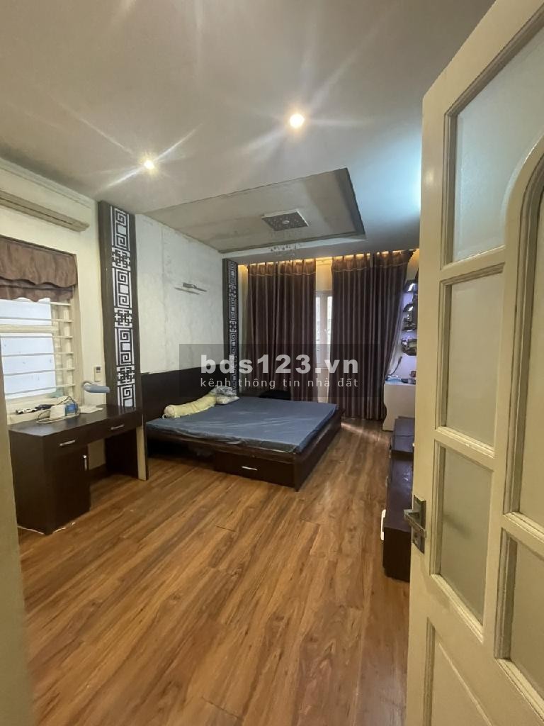 Cầu Giấy -Trương Công Giai. 58m2 - 5 tầng - Giá 7.9 tỷ. Ôtô, kinh doanh. Nhanh chân mới kịp