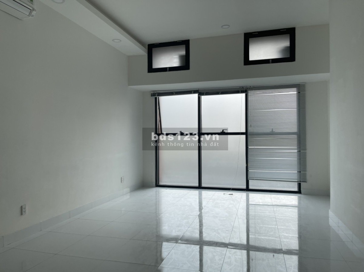 Thuê văn phòng giá tốt – The Sun Avenue 47m2 chỉ 11 triệu (Bao phí)