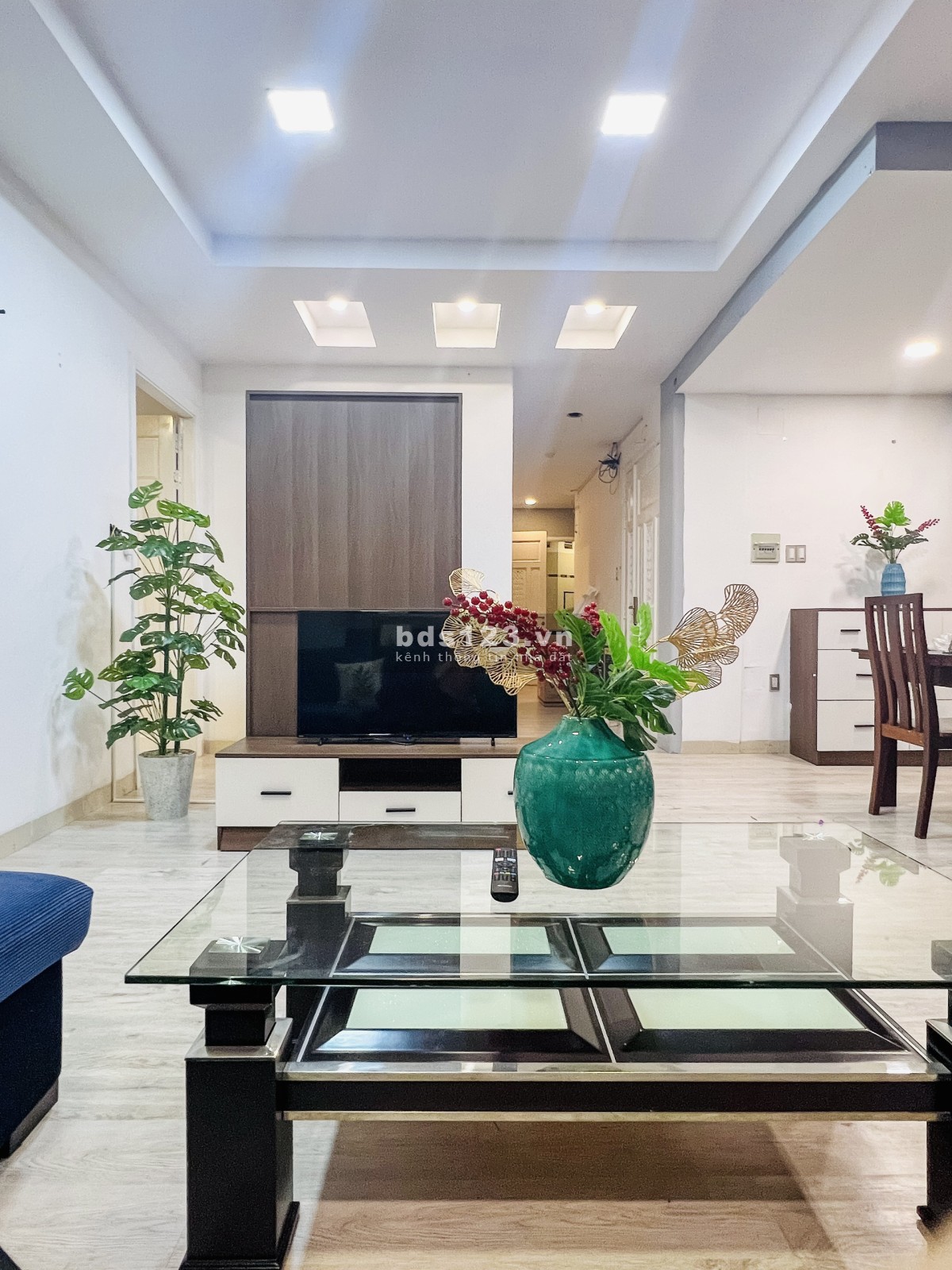 Cho thuê chung cư 125m2 3 phòng ngủ giá 25tr, Thào Điền, Quận 2