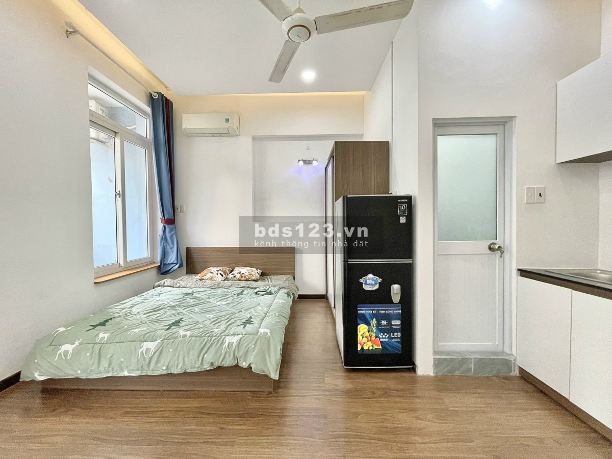 CHDV ban công lớn - Phòng ngủ cửa sổ đón nắng - Full nội thất xinh đẹp - Ngay trung tâm Bình Thạnh
