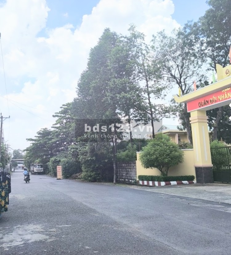 (Thủ Đức) Bán nhà mặt tiền 6 phòng trọ đường số, Bình Chiểu 105m2 chỉ 4.15 tỷ.