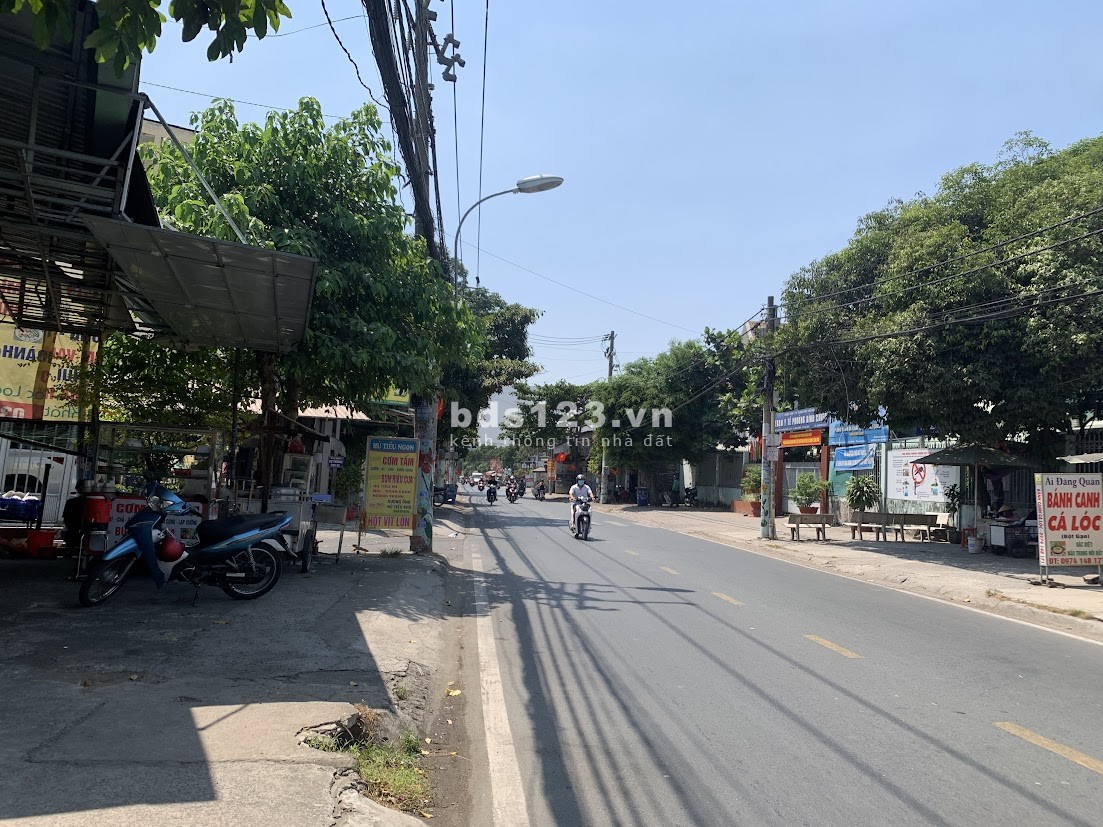 (Thủ Đức) Bán nhà mặt tiền 6 phòng trọ đường số, Bình Chiểu 105m2 chỉ 4.15 tỷ.