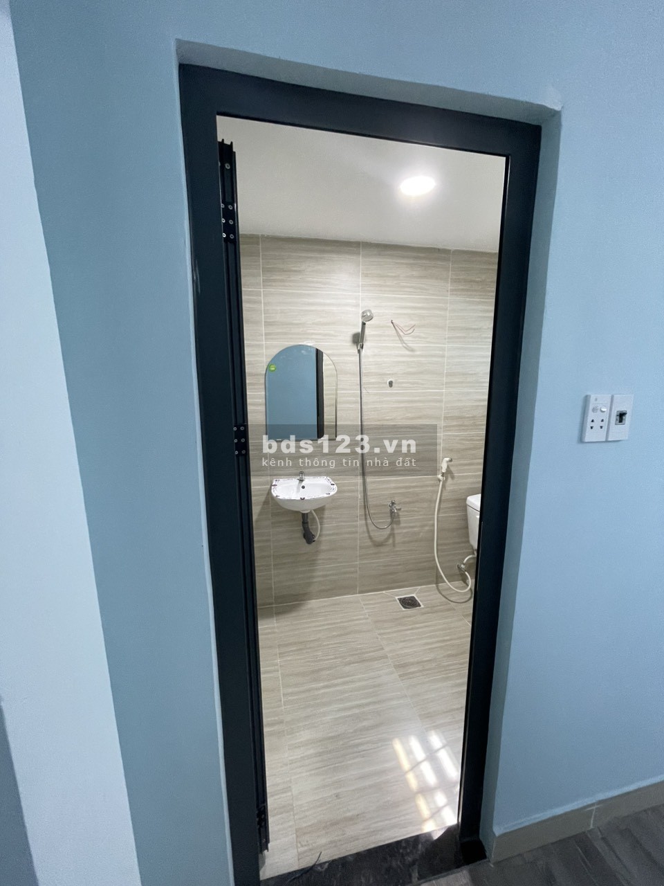 Nhà 1T1L, 8X17M, 4PN, 3WC, gara oto, mặt tiền đường, Tam Phú, Thủ Đức
