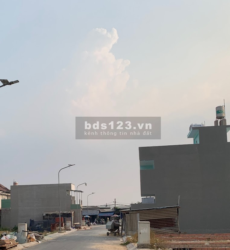 (Thủ Đức) Bán gấp đất phân lô, hxh 8m Ngô Chí Quốc 66m2 (6.5x10) chỉ 2.8 tỷ.