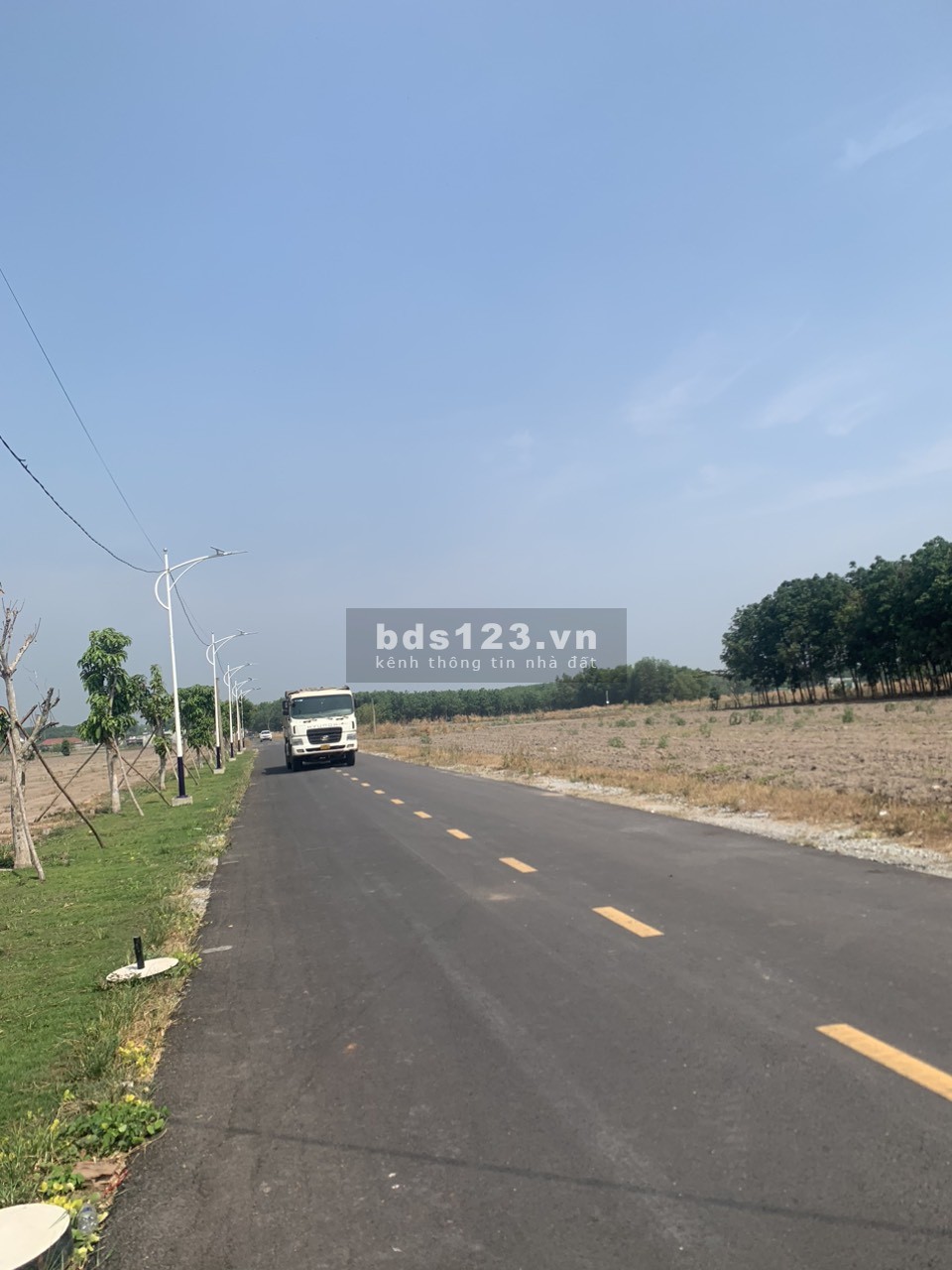 Đấ bán TTHC Chơn Thành sổ sẵn diện tích 200M2