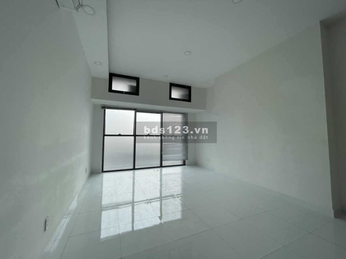 Thuê văn phòng giá tốt – The Sun Avenue 47m2 chỉ 11 triệu (Bao phí)