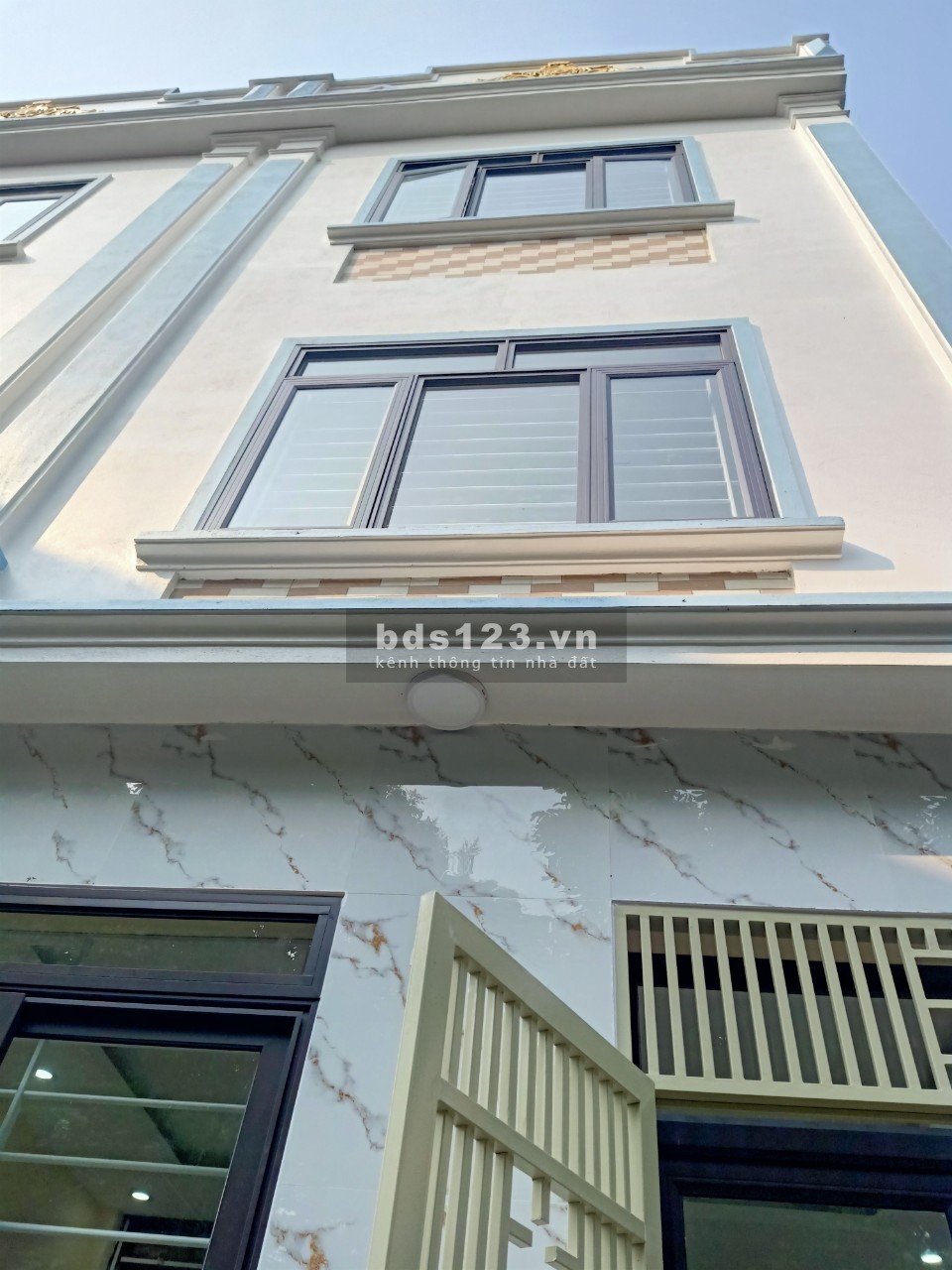 Bán nhà 3 tầng 40M2 Đại Thành - Gần KĐT Đô Nghĩa khoản 2.5KM