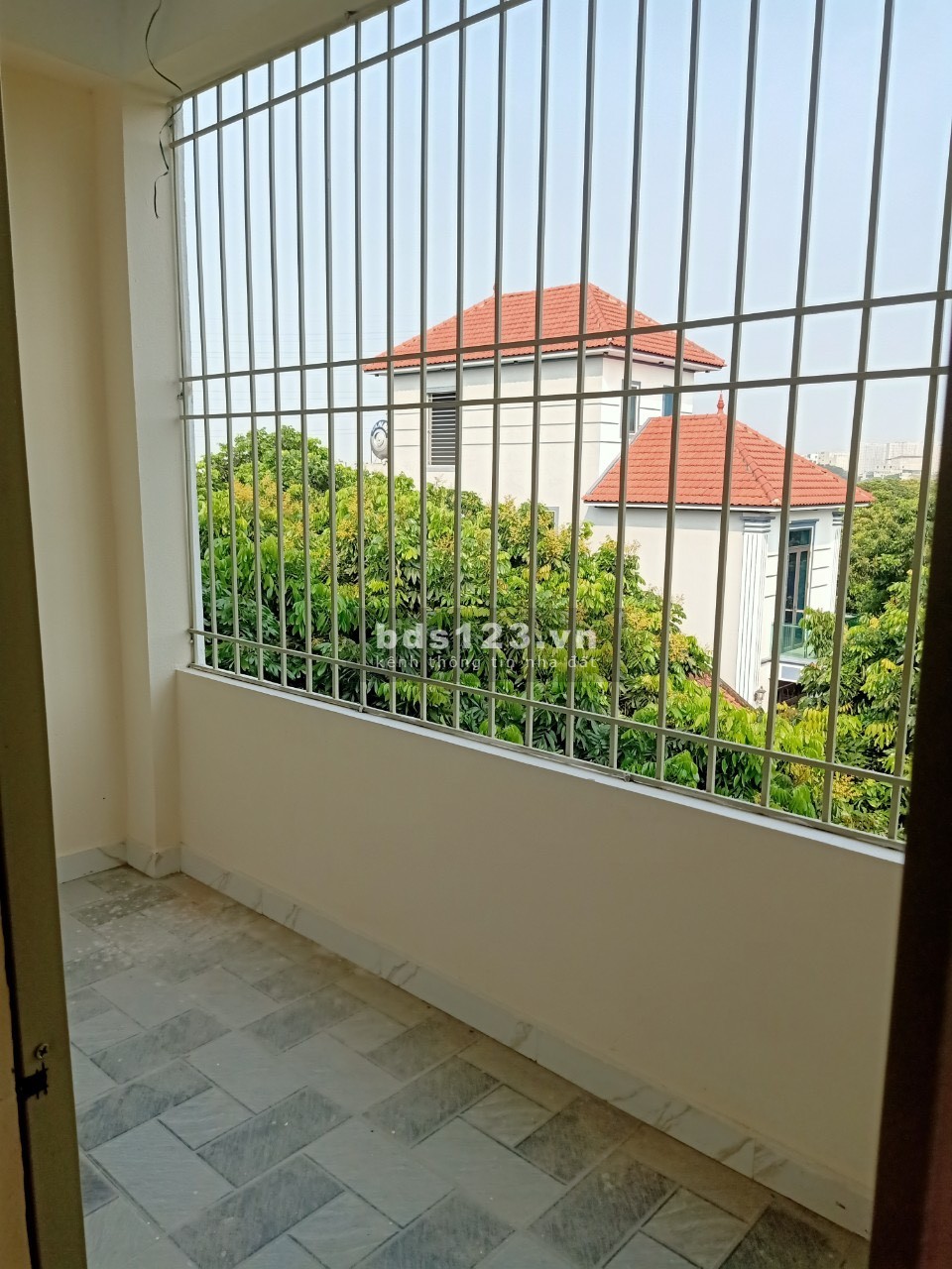 Bán nhà 3 tầng 40M2 Đại Thành - Gần KĐT Đô Nghĩa khoản 2.5KM