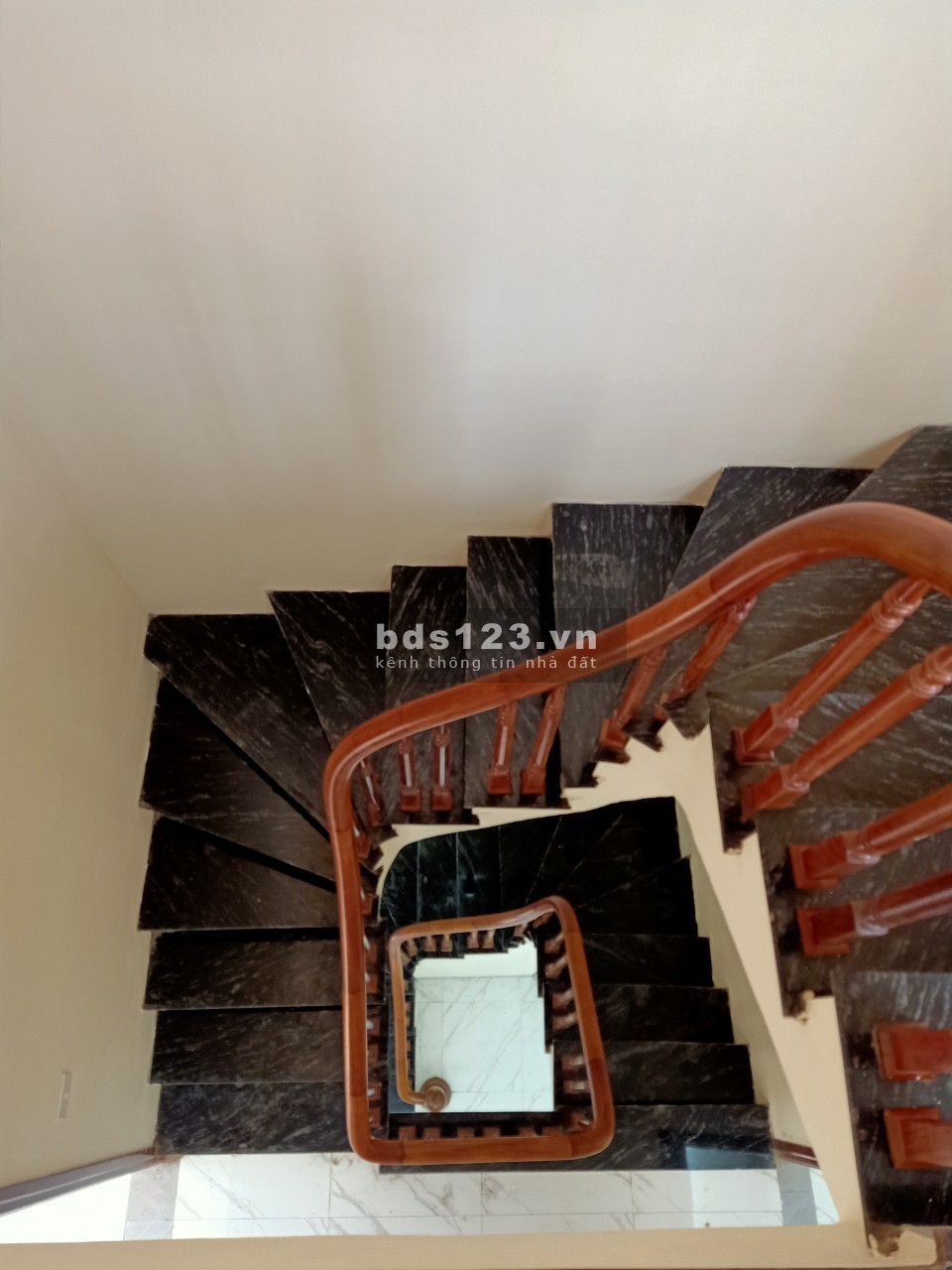 Bán nhà 3 tầng 40M2 Đại Thành - Gần KĐT Đô Nghĩa khoản 2.5KM