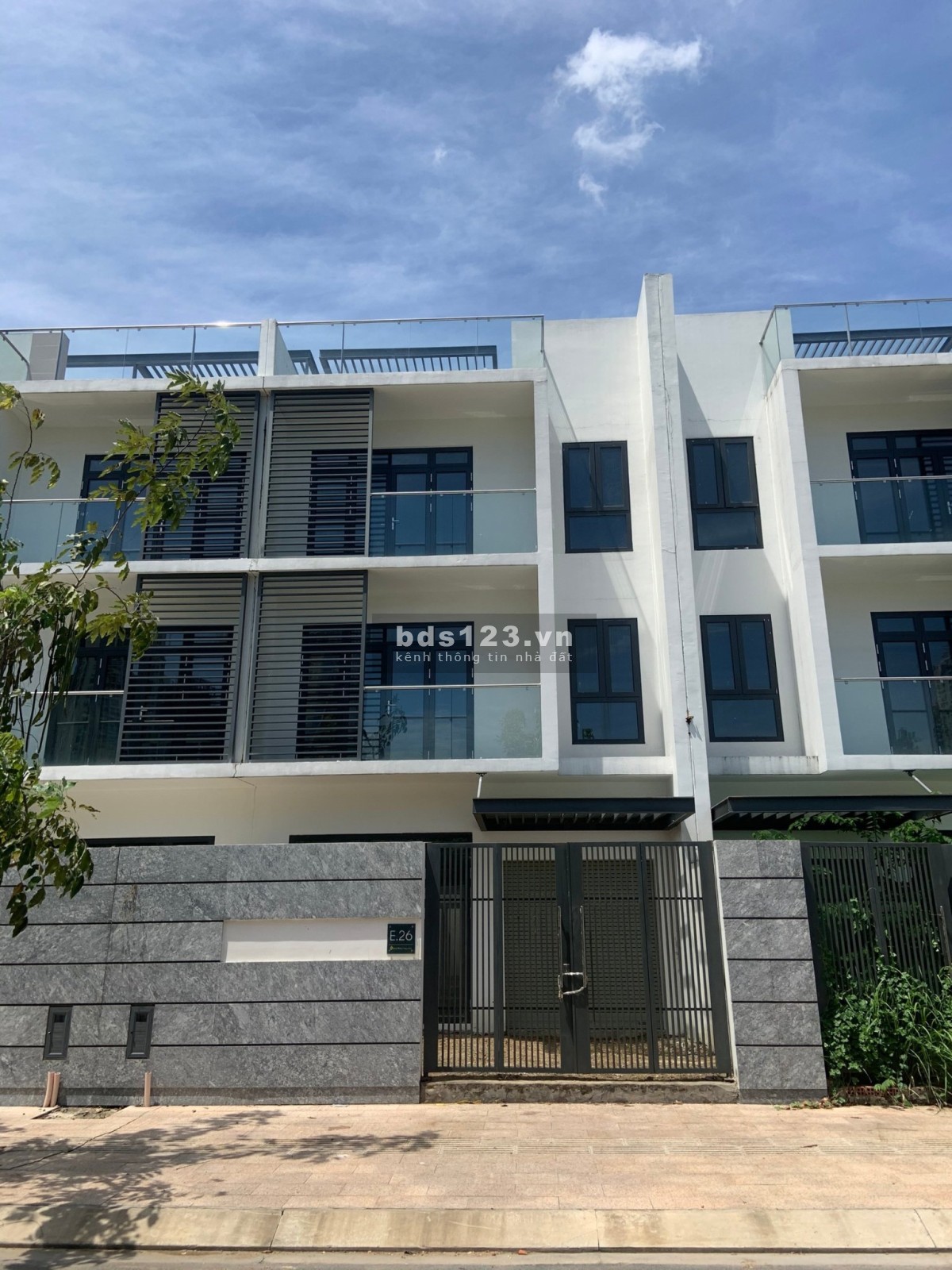 Cần bán nhà phố An Phú New City. Diện tích 160m2 giá 36 tỷ