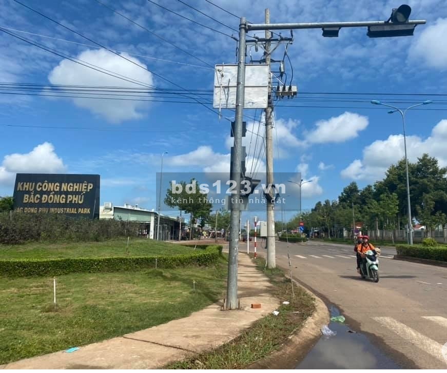 Kẹt tiền cần bán lô đất tâm huyết ngay KCN Bắc Đồng Phú