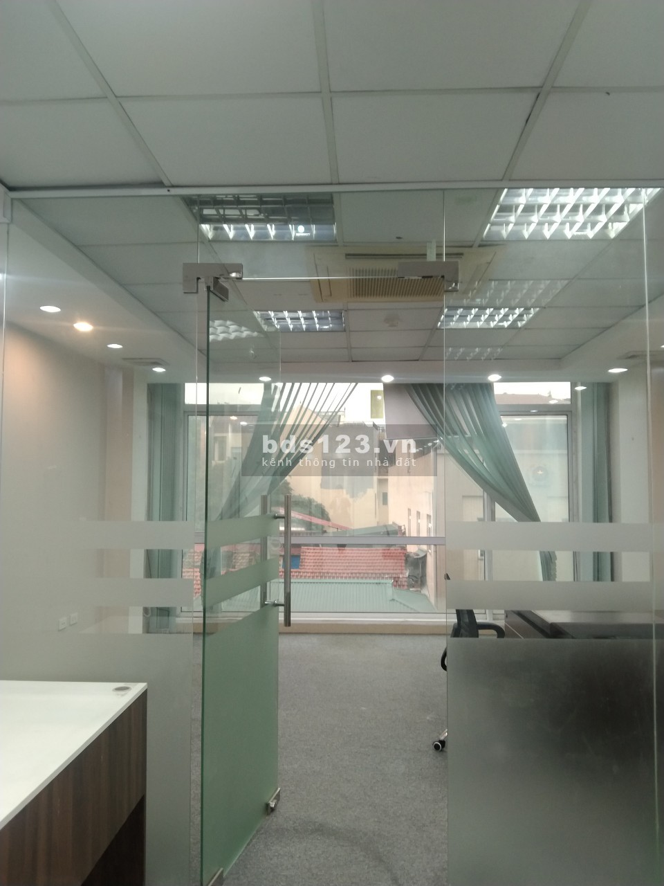 Chính chủ cho thuê văn phòng chuyên nghiệp DT80m giá rẻ tại 130 Quán Thánh, Ba Đình 0866683628